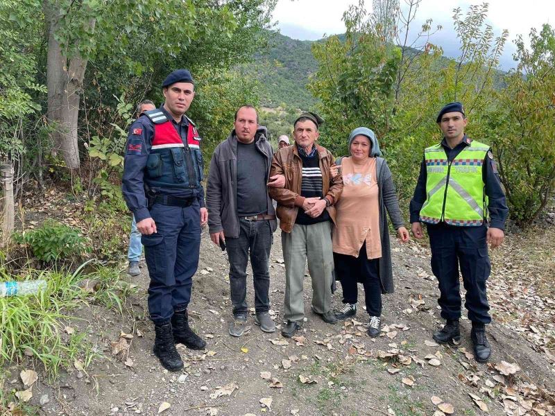 Tokat’ta kayıp alzheimer hastası tarlada bulundu
