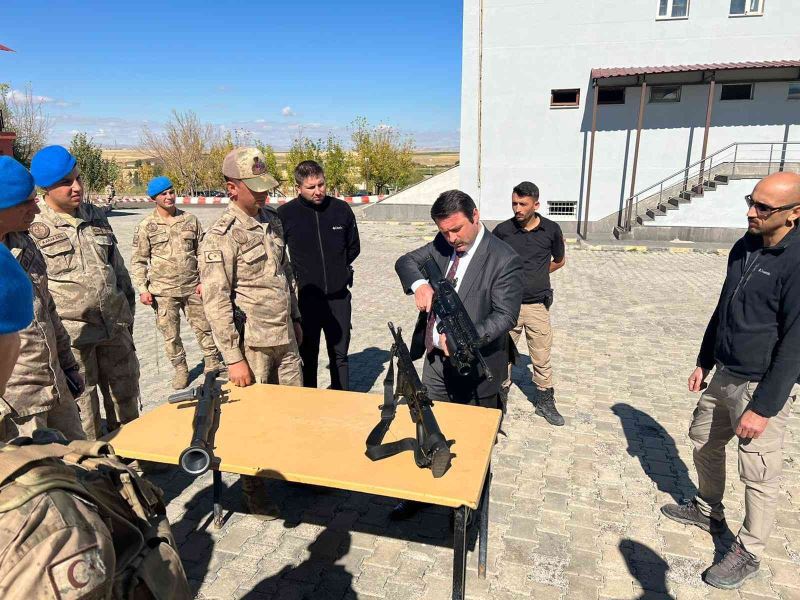 Bulanık Kaymakamı Ocak, köy ve belde gezileri sürüyor
