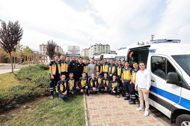 Denizli Büyükşehir’in sağlık ordusuna dört yeni ambulans daha katıldı
