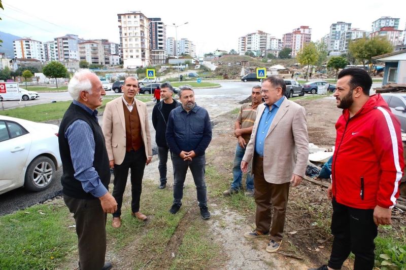 Başkan Demir: “Güvenli ve konforlu yol için gece gündüz çalışıyoruz”
