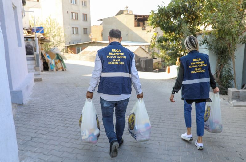 Buca’da kış öncesi sosyal yardım atağı
