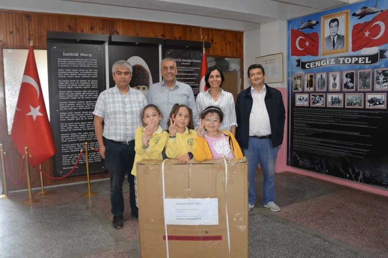 Ortacalı öğrenciler kazandıkları sandalyeyi Kahramanmaraş’a gönderdi
