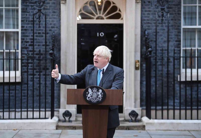 İngiltere’de liderlik yarışı: Johnson ve Sunak arasında gizli zirve
