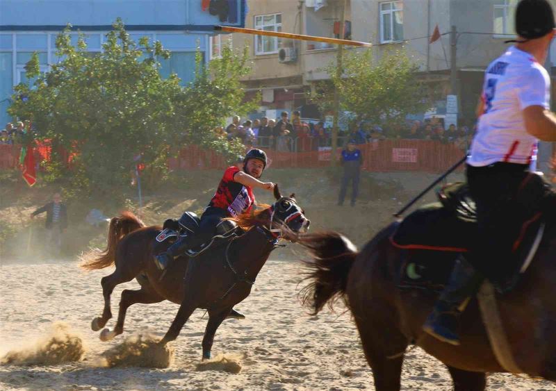 Kocaeli’de cirit şöleni nefesleri kesti
