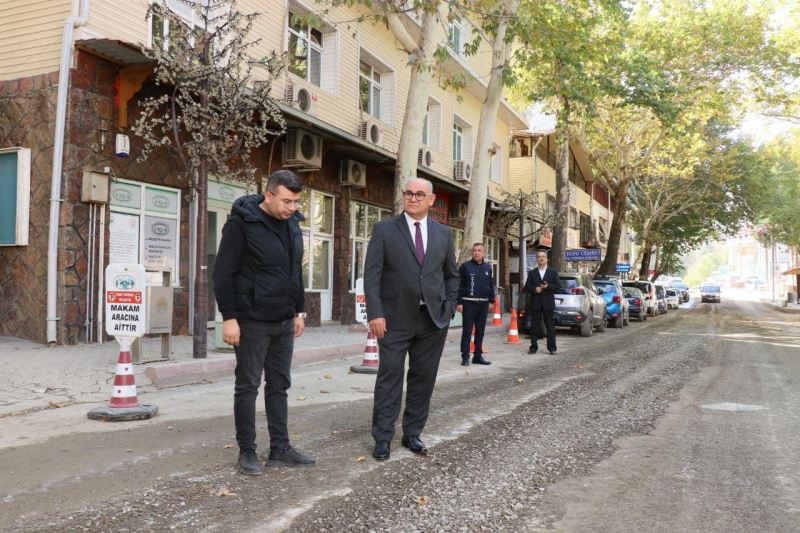 Pozantı’da doğalgaz kazı çalışmalarında oluşan çukurlar kapatıldı
