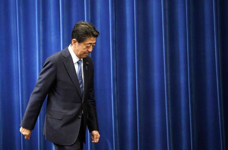 Japonya meclisinden öldürülen Eski Başbakan Abe için anma oturumu
