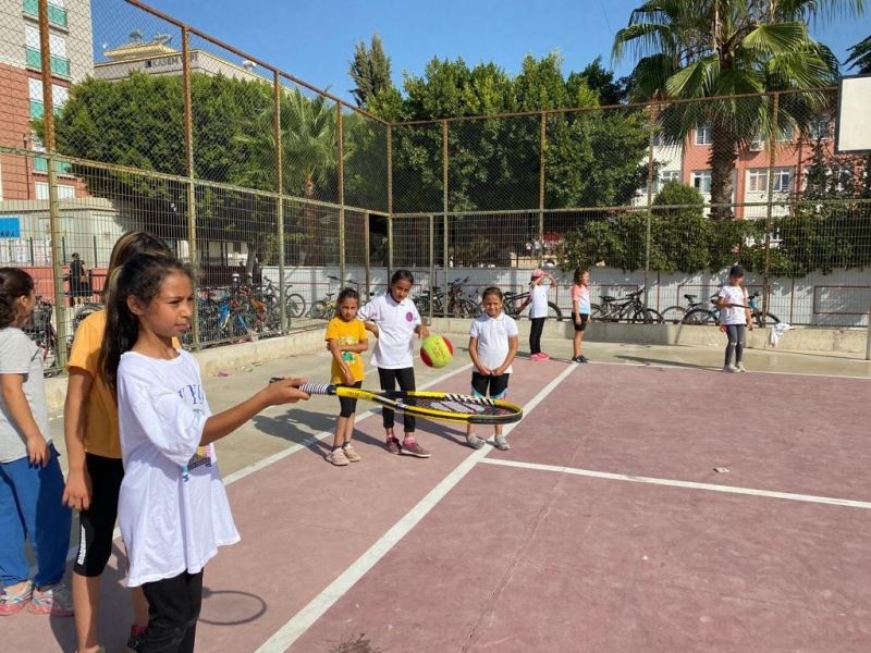 İlkokullarda Spor Dalı Eğitim Projesi  Kumluca’da 550 öğrenci ile başladı
