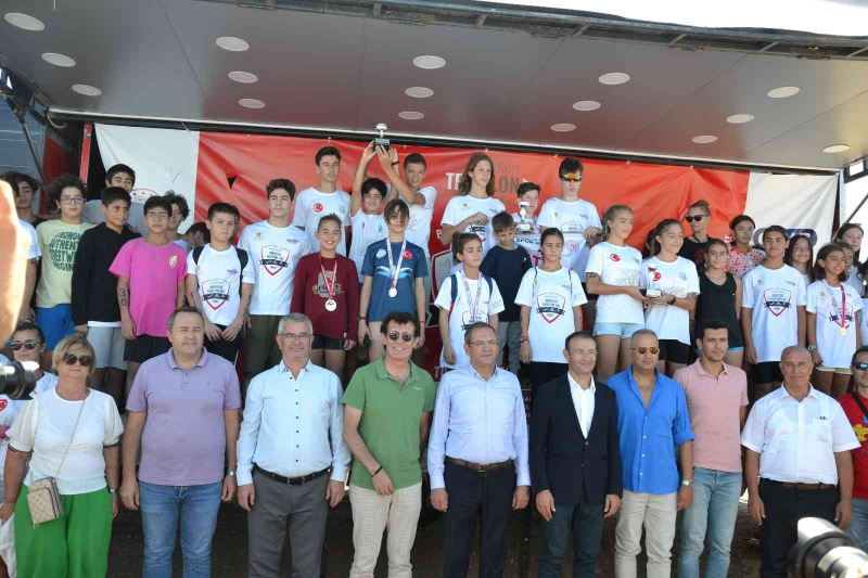 Triatlon Ata Yahşi sezonu Bölgesel Lig Türkiye Şampiyonası Ayvalık’ta yapıldı
