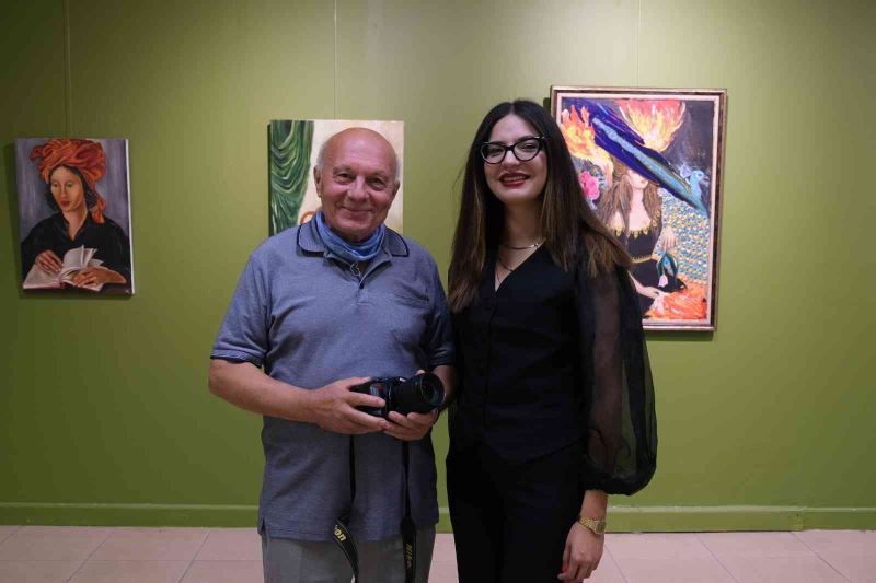 “Resim ve Fotoğraf Kardeşliğinde Kadın” sergisi Sanat Galerisi’nde açıldı
