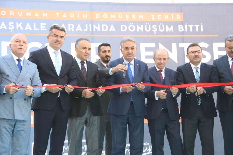 Demirciler Kentsel Dönüşüm Projesi’nde anahtarlar teslim edildi
