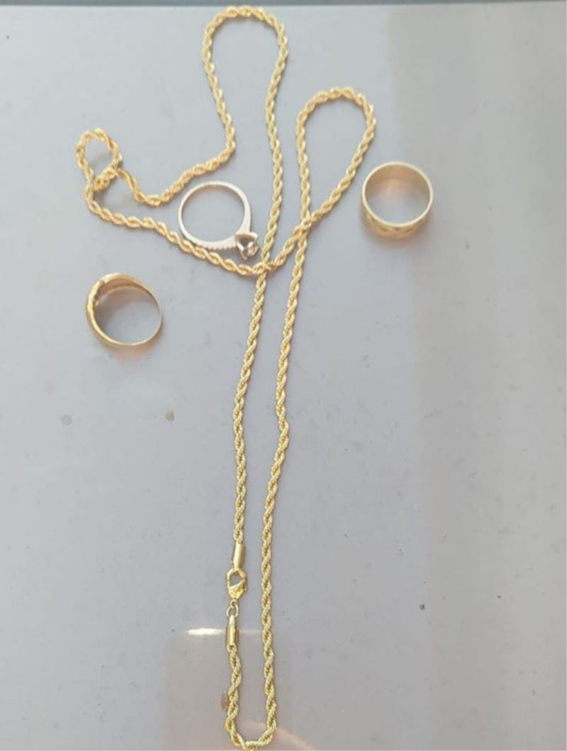 Çalınan 60 bin liralık ziynet eşyası sahibine teslim edildi
