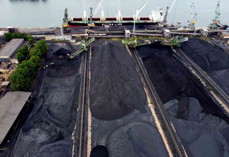 Polonya’da kömür fiyatına üst sınır getirildi: 1 ton kömürün tavan fiyatı 425 euro
