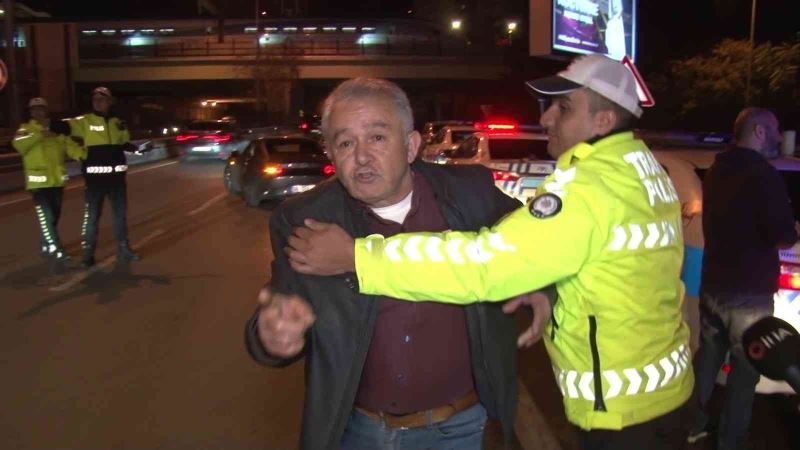 Kadıköy’de alkollü sürücünün arkadaşı: 