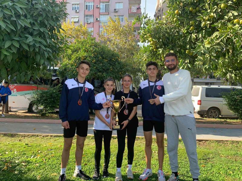 Genç Atletler Kros Şampiyonası’nda Türkiye 3.’sü oldu
