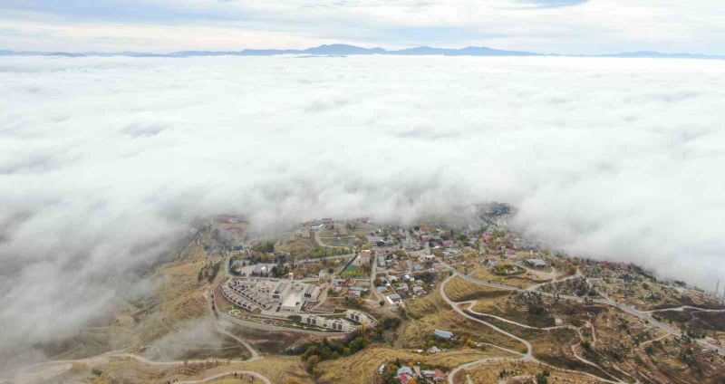 Elazığ sis denizinde kayboldu, ortaya kartpostallık görüntüler çıktı
