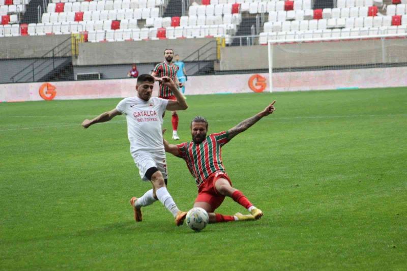 TFF 3. Lig: Karşıyaka: 2 - Çatalcaspor: 0
