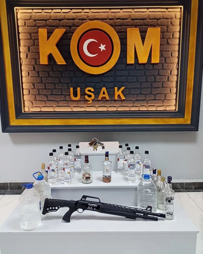 Uşak polisi kaçakçılara göz açtırmıyor
