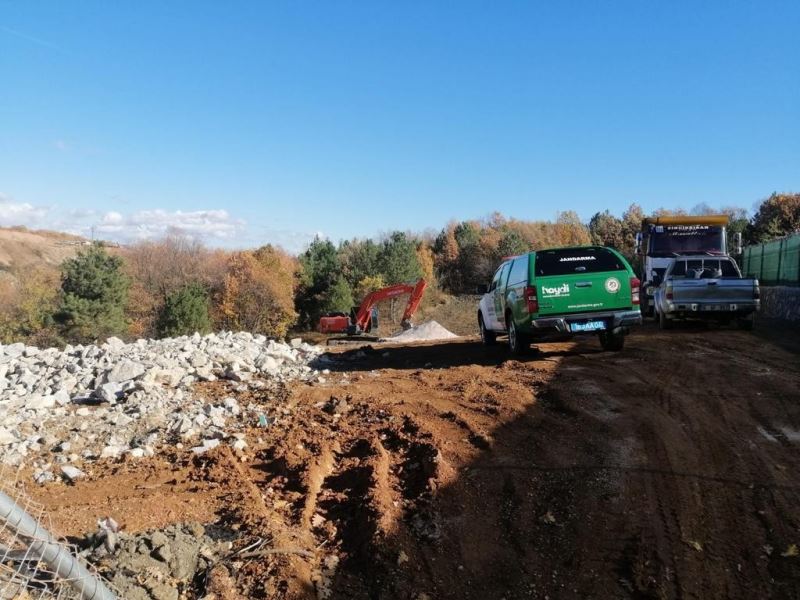 Jandarma kaçak yapıya göz açtırmıyor
