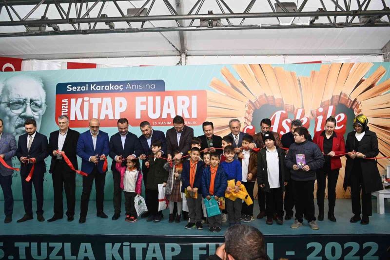 Sezai Karakoç anısına düzenlenen “5. Tuzla Kitap Fuarı” kapılarını açtı
