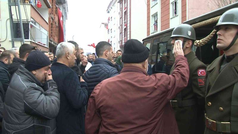 Şehit Halil İbrahim Yiğit’in cenazesi helallik alınmak üzere baba ocağına getirildi
