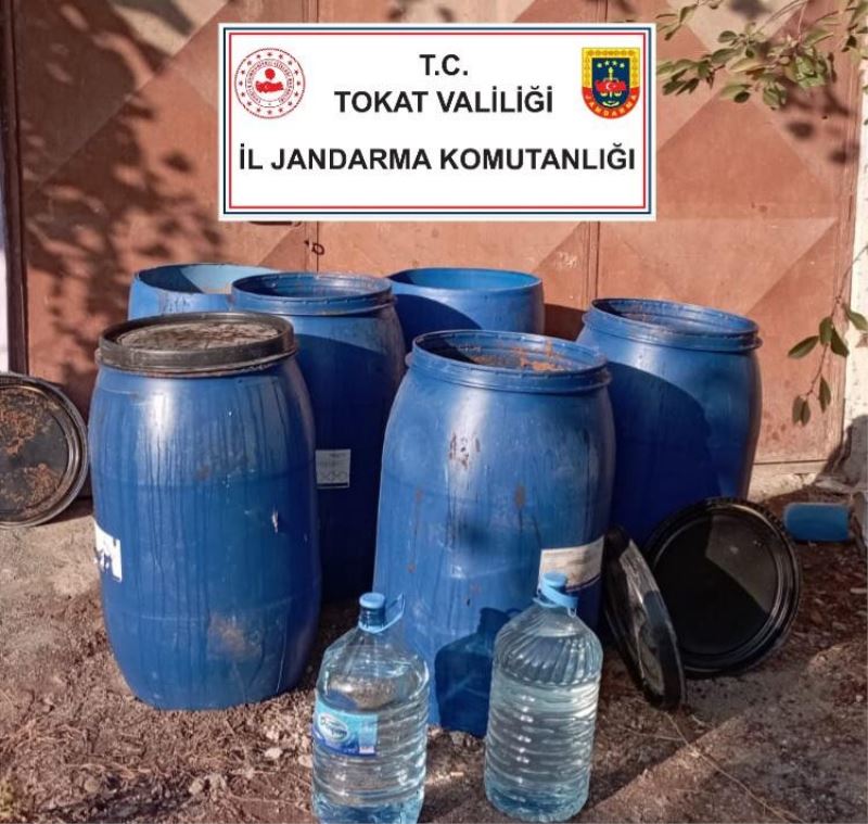 Tokat’ta bin 338 litre kaçak içki ele geçirildi
