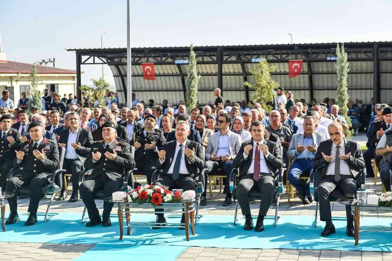 Karaisalı İlçe Jandarma Komutanlığı yeni hizmet binası açıldı
