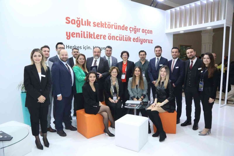 Siemens Healthineers sağlık alanında yenilikçi teknolojilerini TÜRKRAD 2022’de tanıttı
