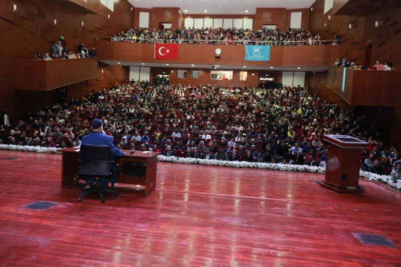 Niğde’de ’Kalbin Reçetesi’ konferansı gerçekleştirildi
