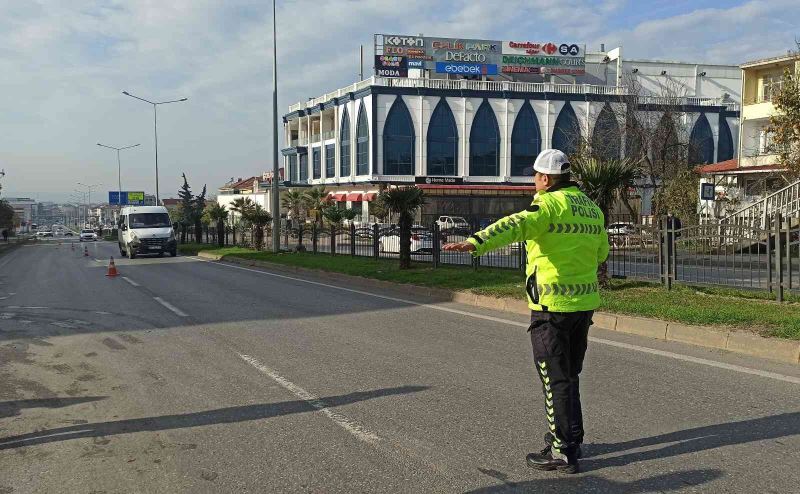 Bafra’da kış lastiği denetimi
