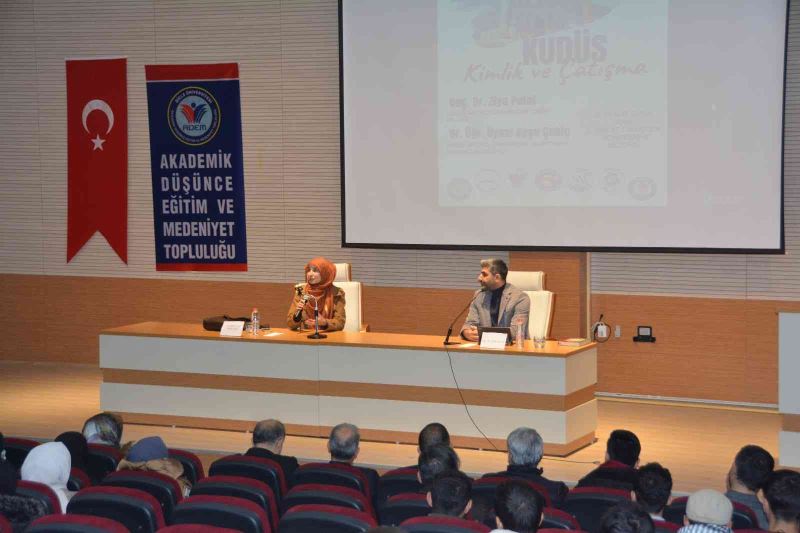 DÜ’de ‘Kudüs, kimlik ve çatışma’ konulu konferans düzenlendi
