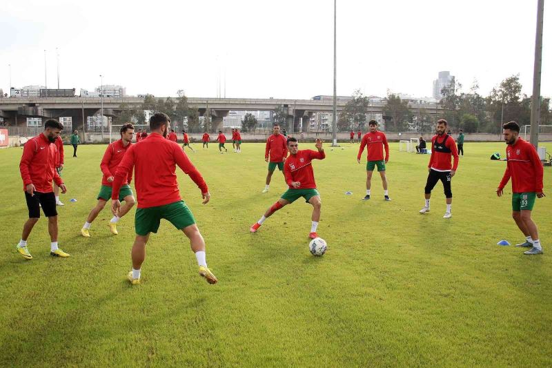 Karşıyaka, içeride ve dışarıda aynı
