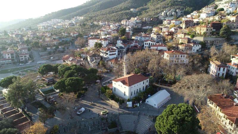 136 yaşındaki Kundakçı Dede Cami restore ediliyor
