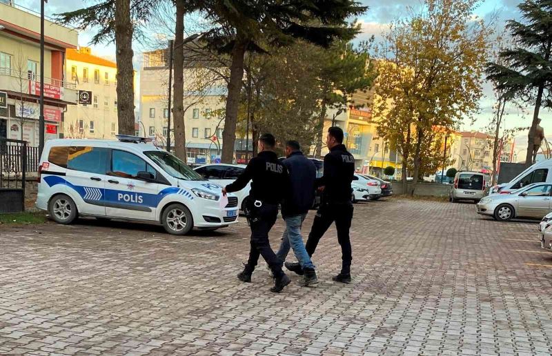 Konya’da evden televizyon çalan hırsız tutuklandı
