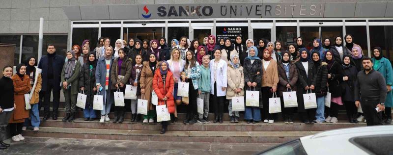 Lise öğrencilerinden SANKO Üniversitesi’ne ziyaret
