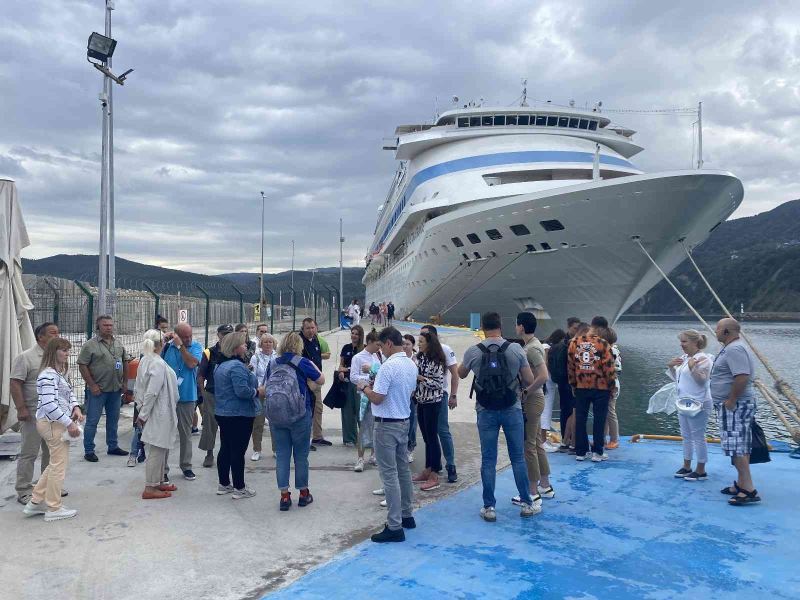 Amasra, 3. kez kruvaziyer ağırlıyor
