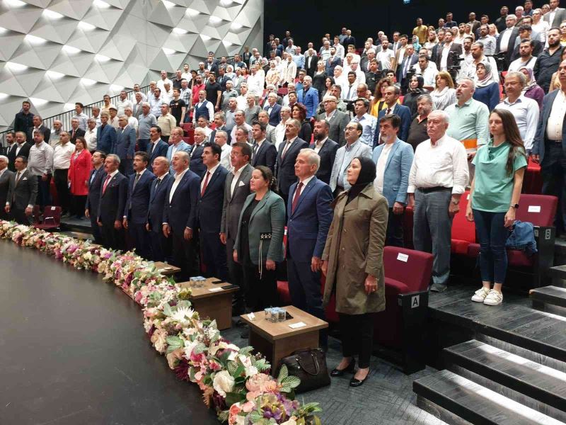 Bakan Çavuşoğlu: “Şanghay’dan üyelik teklifi gelince batı hemen tedirgin oldu”
