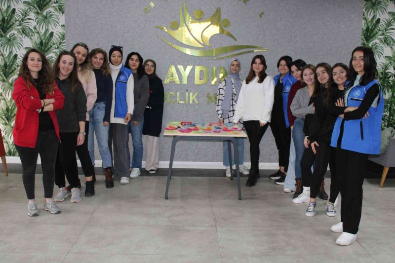 Mardin yolunda ördüğü çanta projeye dönüştü
