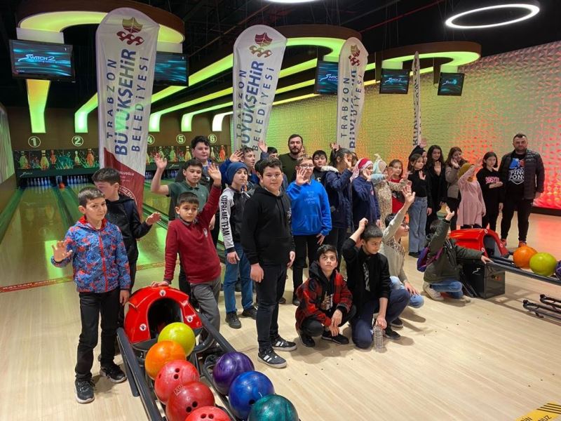 İlçelerdeki öğrenciler bowling ile tanıştı
