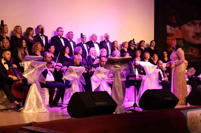Bandırma ve Gönen’de Türk Sanat Müziği Korosu konseri düzenlendi
