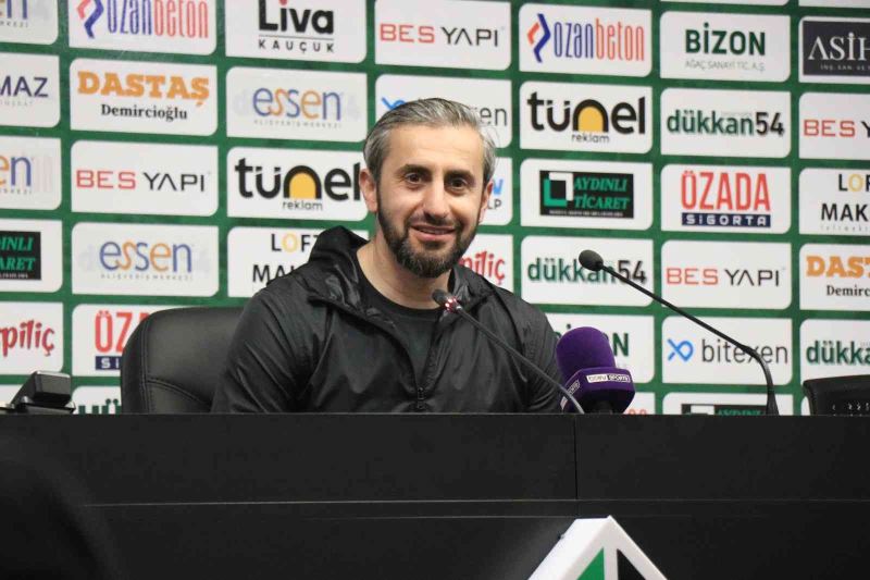 Sakaryaspor’da şok ayrılık
