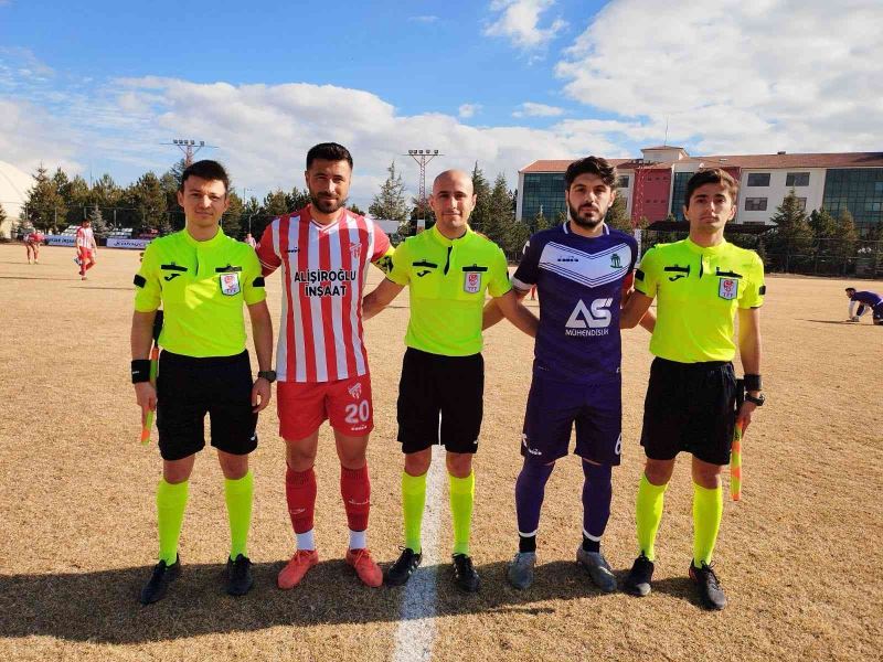 Şuhut Belediye Hisarspor Emirdağ Spor engeline takıldı
