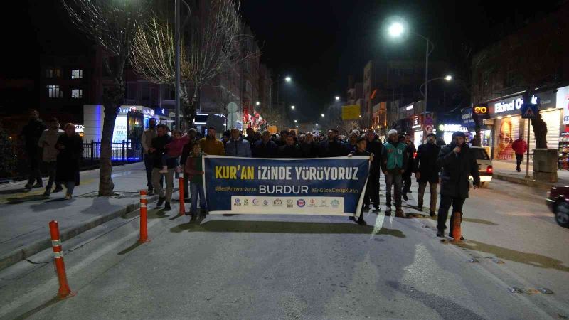 Burdur’da STK’lar İsveç’te Kur’an-ı Kerim yakılmasına tepki gösterdi
