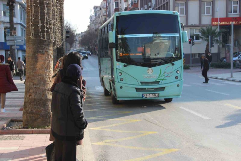 Manisa’da toplu taşıma ve taksi ücretlerine yüzde 30 zam
