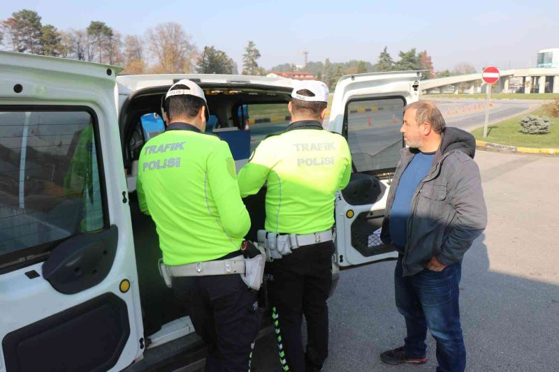 Sakarya’da bir ayda 550 araç trafikten men edildi
