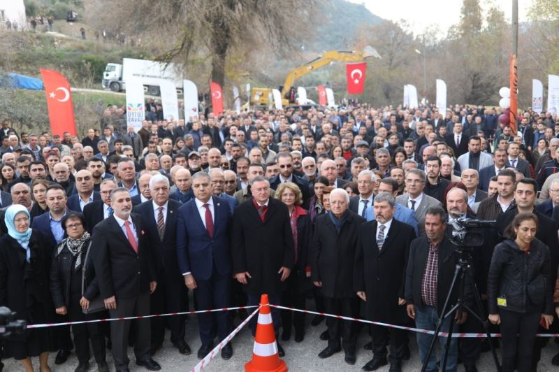 Hatay’da Serinyol-Madenli yolunun temeli atıldı
