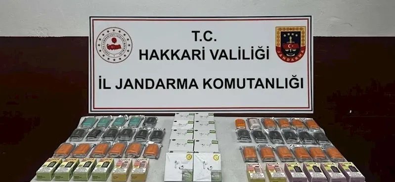 Hakkari’de çok sayıda gümrük kaçağı malzeme ele geçirildi