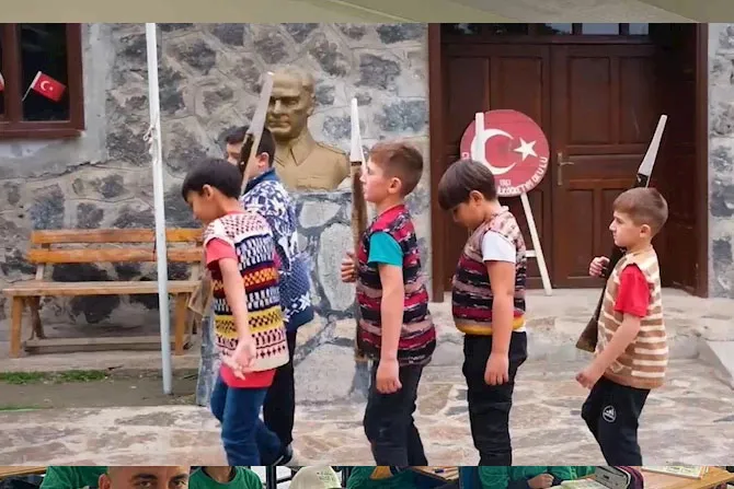 Iğdırlı çocuklar Anıtkabir’deki nöbet değişimini canlandırdı