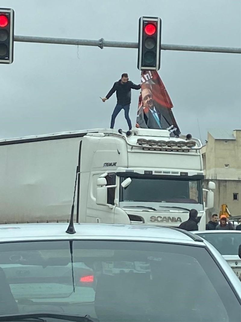 CHP’liler kendilerini yalanladı: Önce polisi ve suçladılar, sonra özür dilediler
