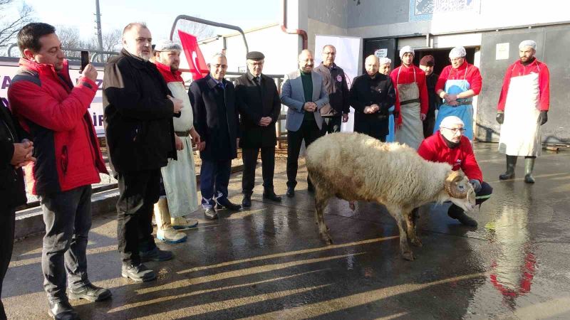 Kütahyalı üreticilerden anlamlı bağış
