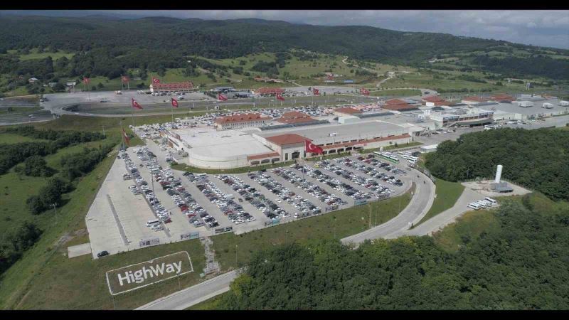 Boyner Outlet, HighWay’de açılıyor
